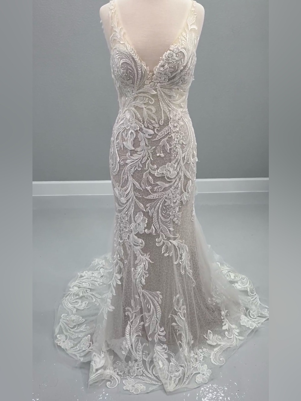 Justin Alexander Signature ‘Rainey’ Wedding Gown